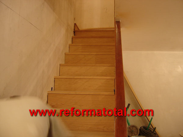  foto de escalera de madera chalet, imagen de escalera de madera chalet, video de escalera de madera chalet, fotograf�a de escalera de madera chalet, fotografiar escalera de madera chalet, imagenes escalera de madera chalet, fotografia de escalera de madera chalet, escalera de madera chalet fotos, escalera de madera chalet im�genes, escalera de madera chalet videos, ilustraciones escalera de madera chalet, modelos escalera de madera chalet, representaciones escalera de madera chalet